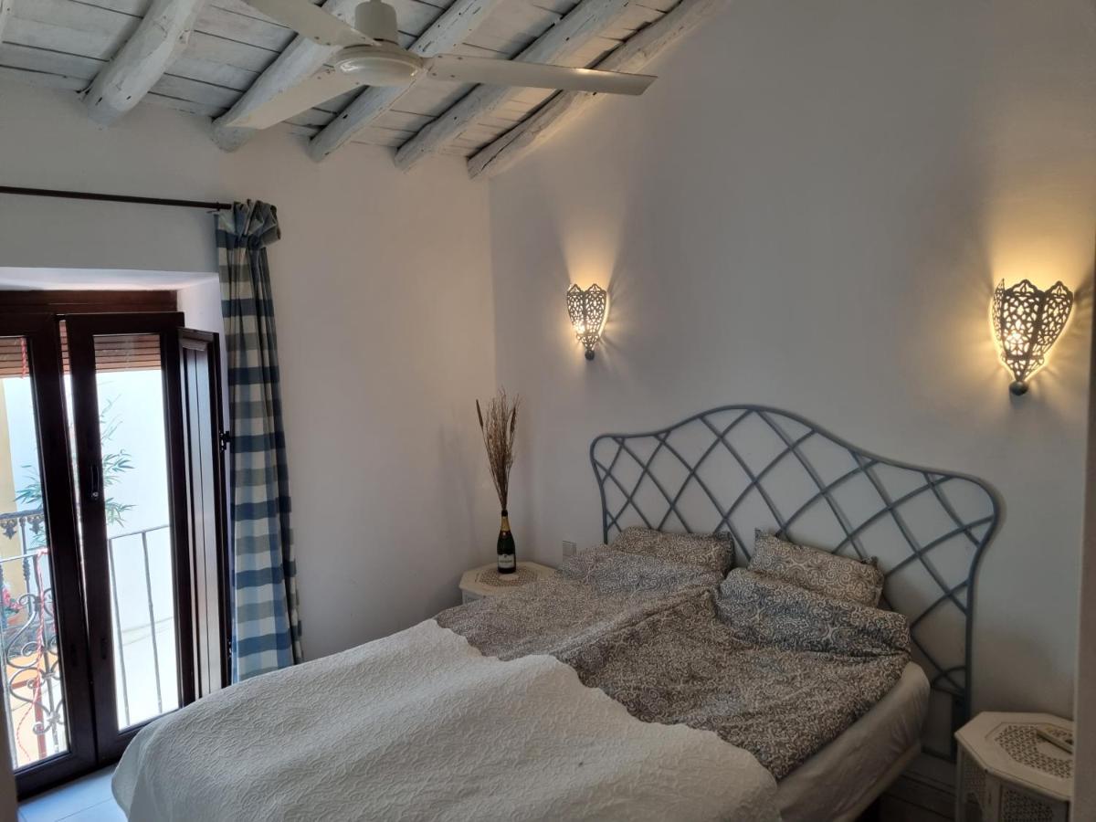 Town House With Roof Terrace - Old Town Lejlighed Marbella Eksteriør billede